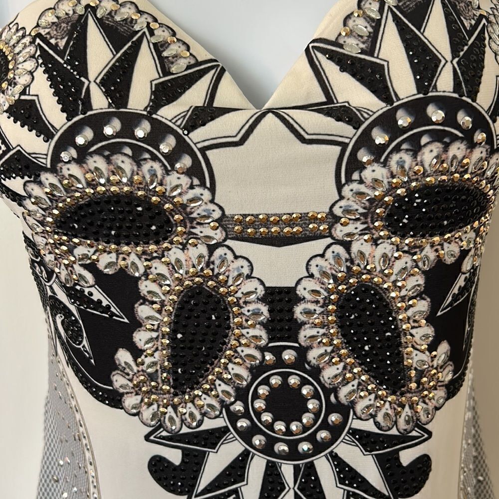 VENUS EMBELLISHED BODYCON MINI DRESS - Picture 3 of 9